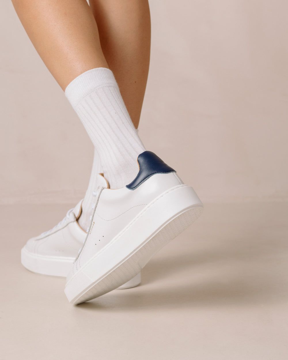 Sneakers Alohas TB65 pour Bright White Navy Femme | JAO-41758358