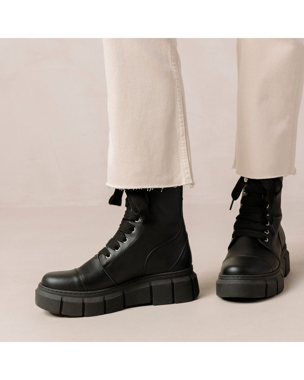 Bottes Alohas Can Can pour Black Femme | DPA-13489103