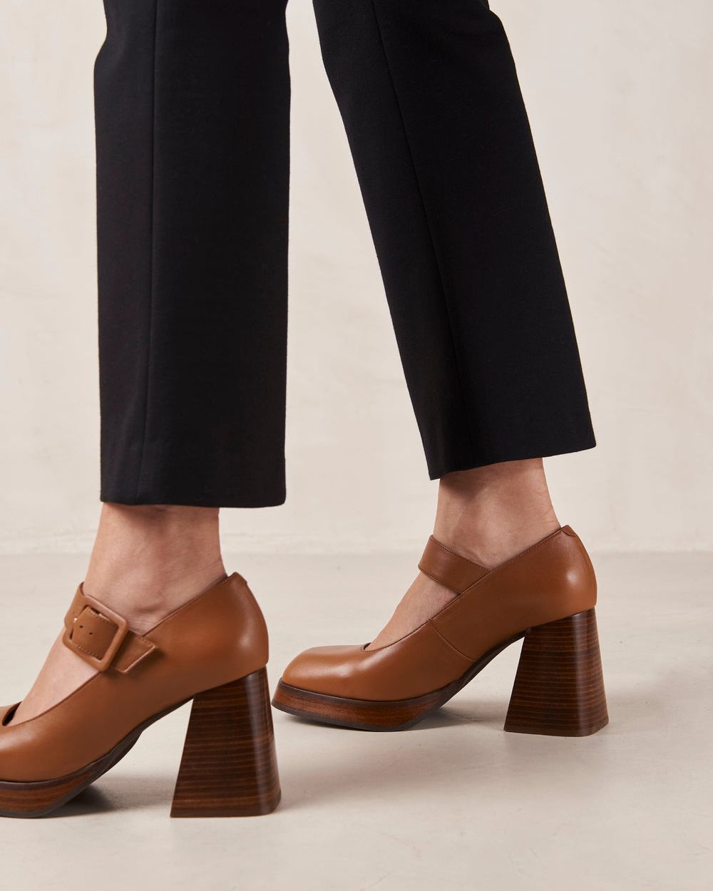 Chaussures Alohas Oregon pour Tan Femme | UYW-63335011