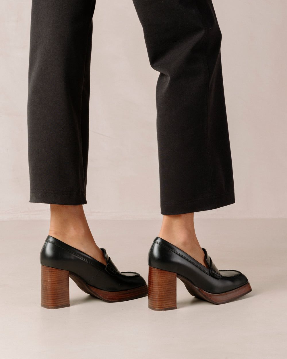 Loafers Alohas Busy pour Black Femme | GCU-02500269