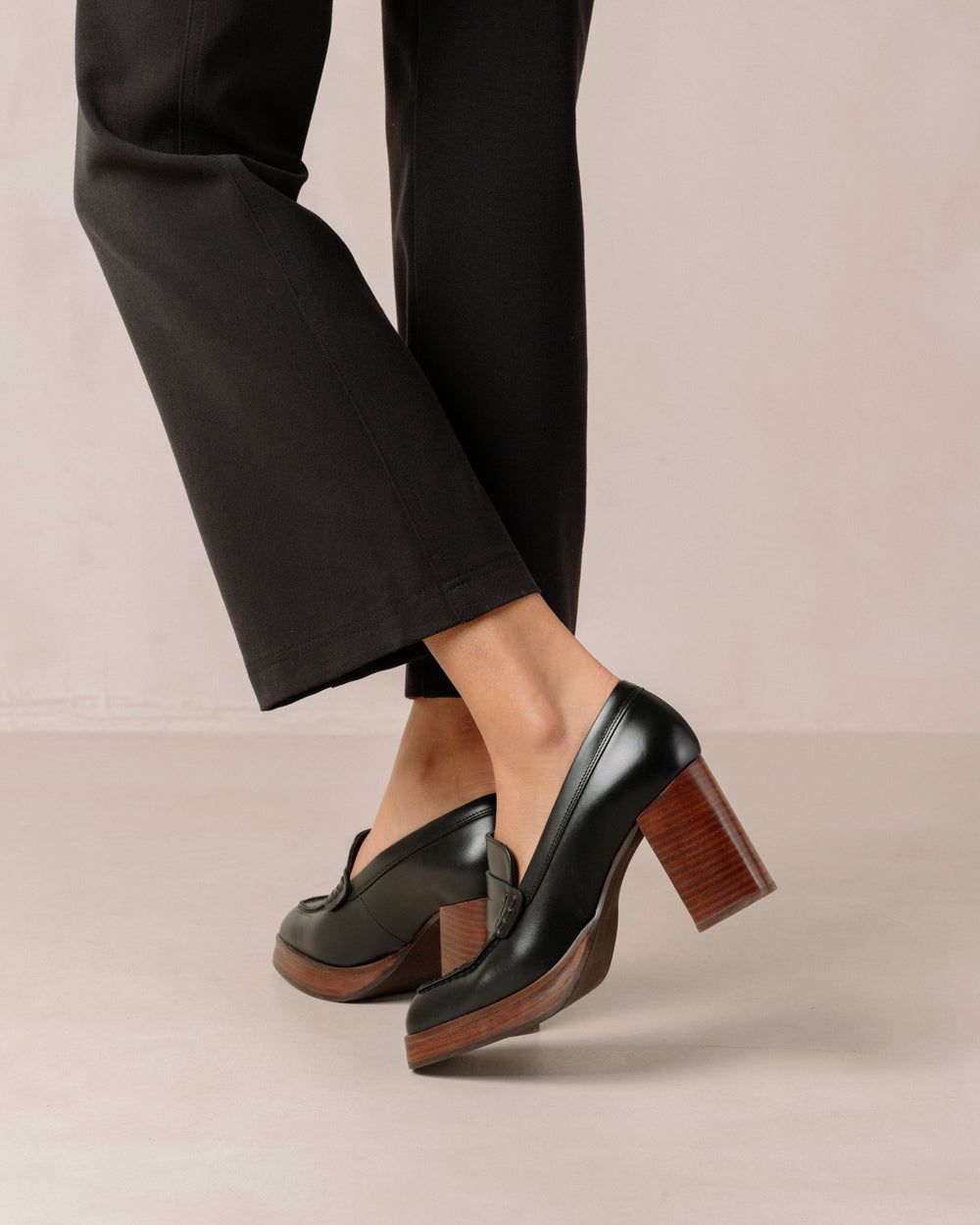 Loafers Alohas Busy pour Black Femme | GCU-02500269