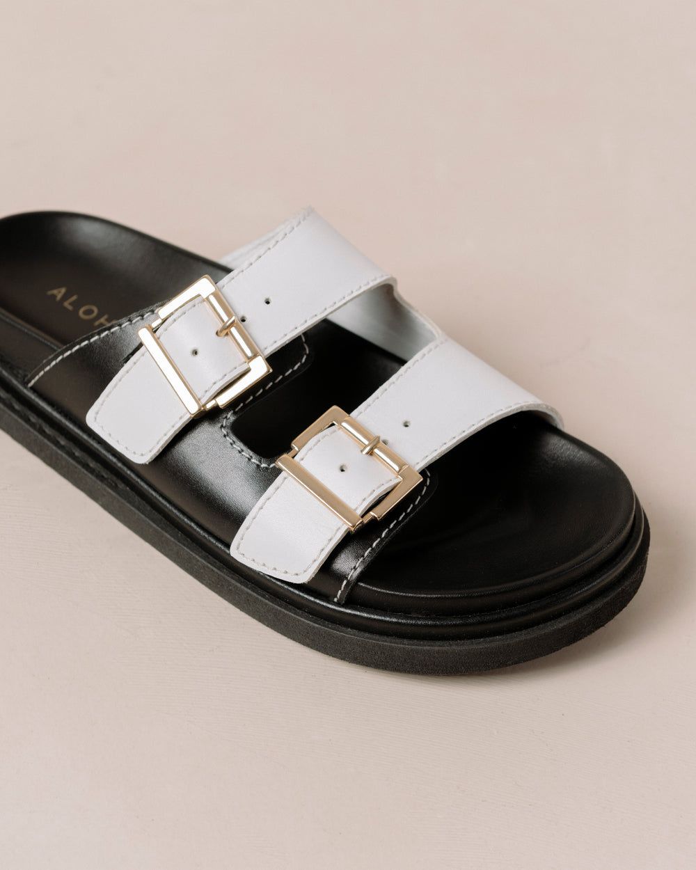 Claquette Alohas Buckle Strap pour Black Bright White Femme | HDT-15970104