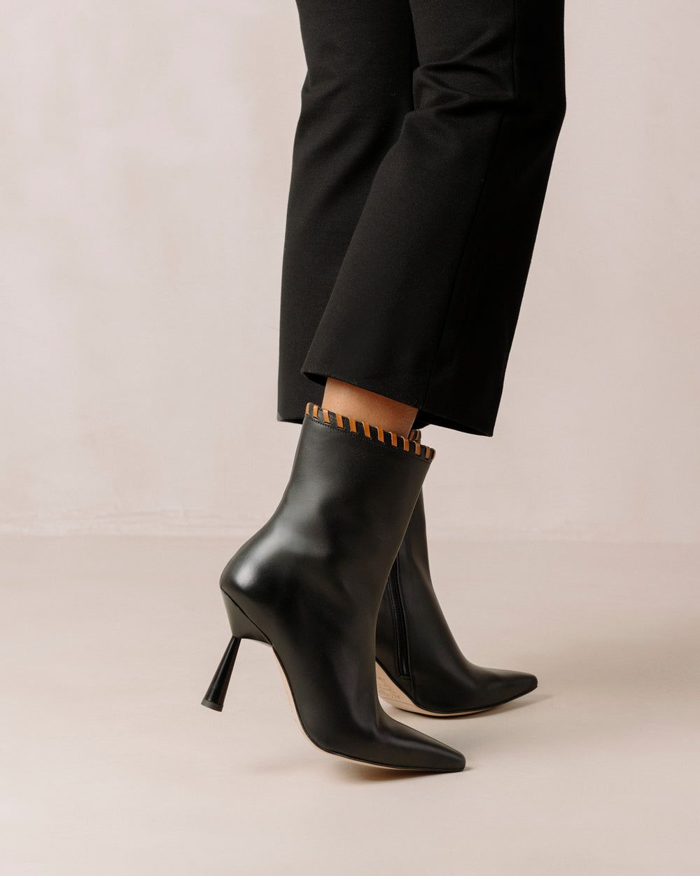 Bottines Alohas Leo Black pour Black Femme | CDR-79217006