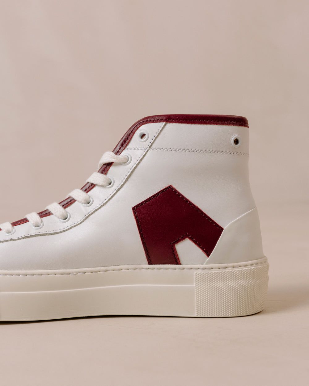 Sneakers Alohas TB35 pour Bright White Dark Burgundy Femme | LTX-94781390