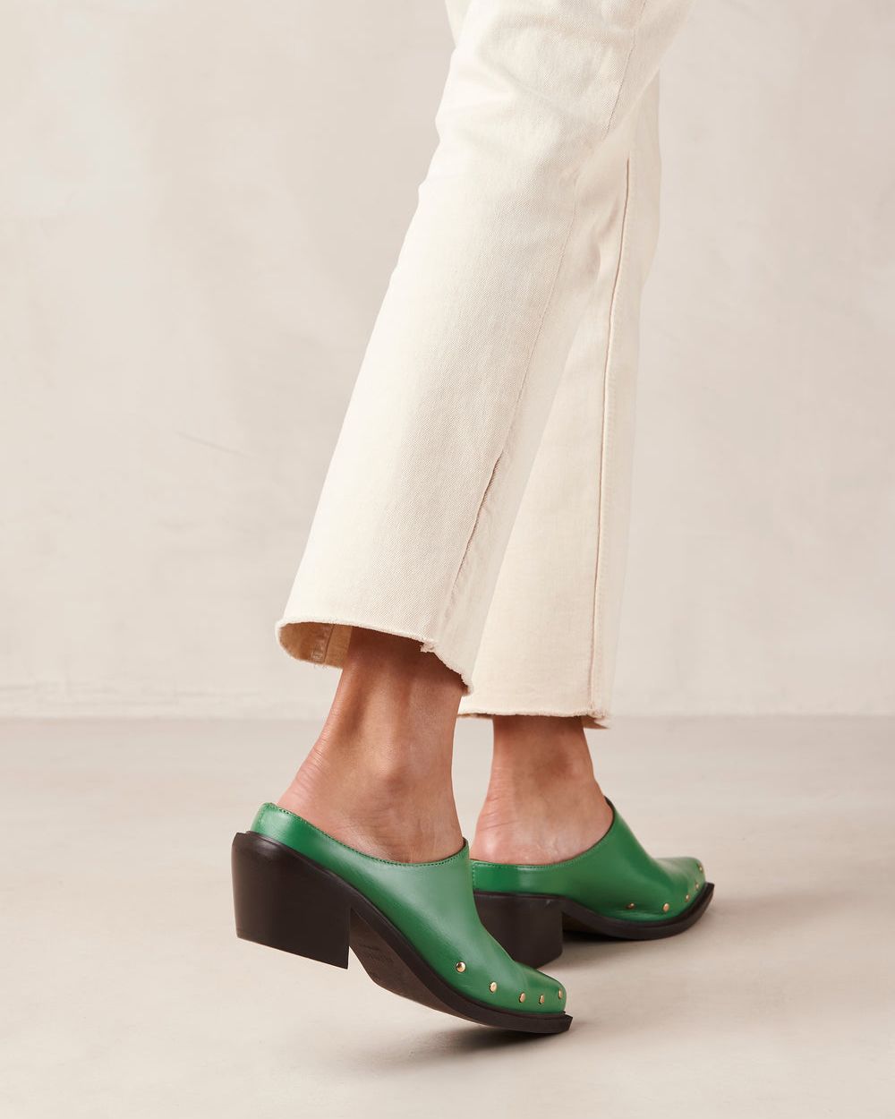 Mules Alohas Lorenzo pour Evergreen Femme | VYR-11497434