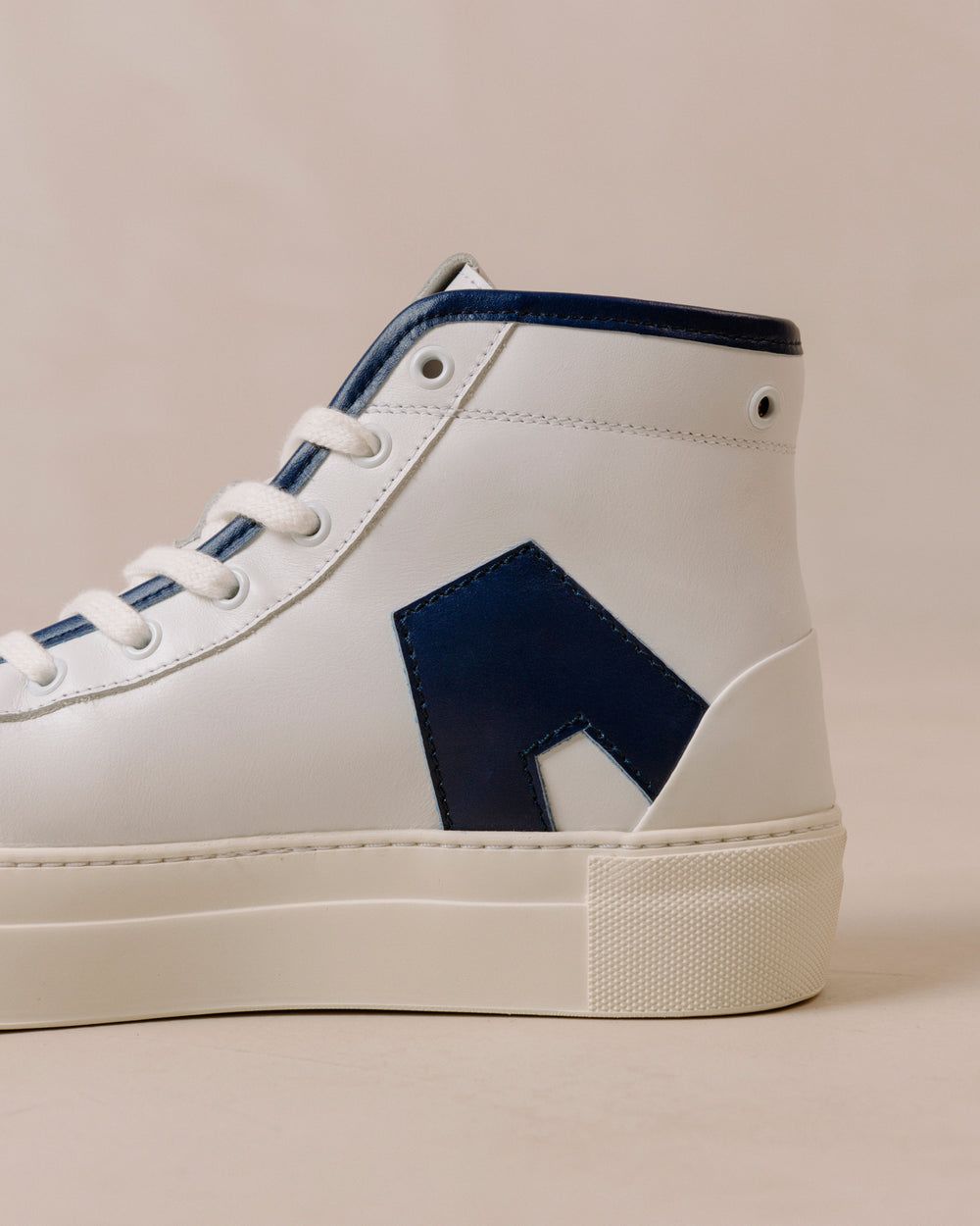 Sneakers Alohas TB35 pour Bright White Navy Femme | CWI-76610776